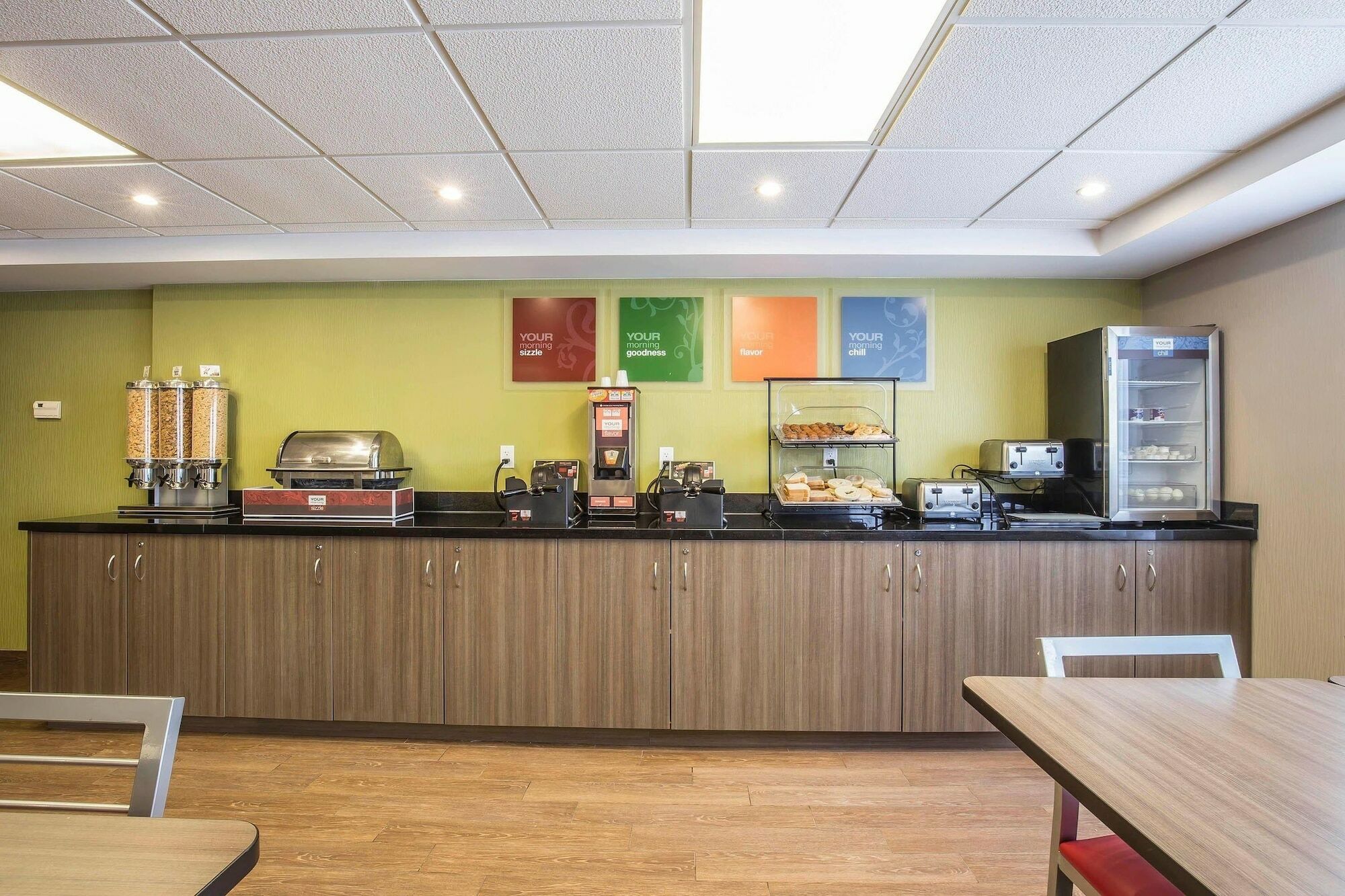 Comfort Inn Пікерінг Екстер'єр фото