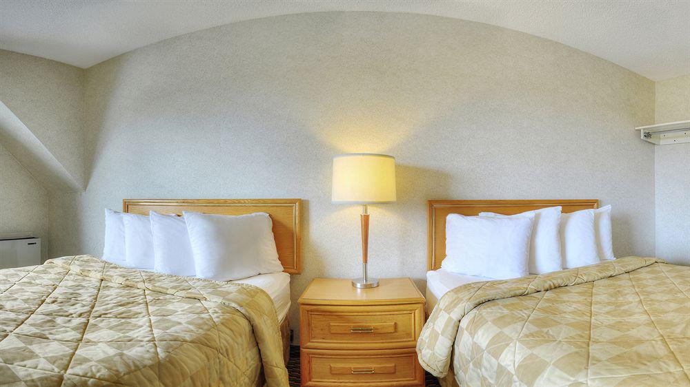 Comfort Inn Пікерінг Номер фото